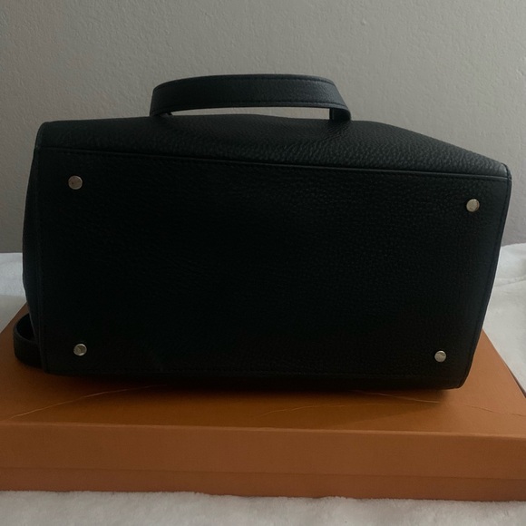 Kate Spade Black Tote Bag w/matching wallet - Picture 7 of 16